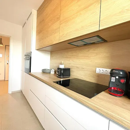 Skyline Retreat - Luxury Living